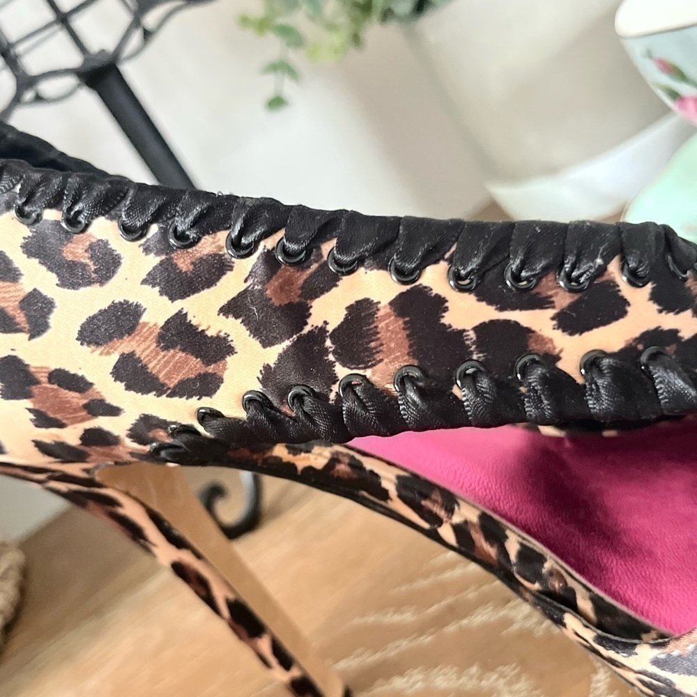 🖤 GORGEOUS! Mob wife leopard print, open toe heels-beautiful detail-see video🎥 - Picture 8 of 12